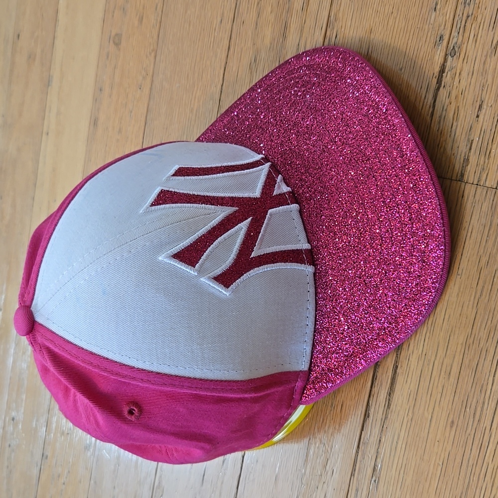 NY Yankees Baseeball Cap For Youth - Picture 3 of 9